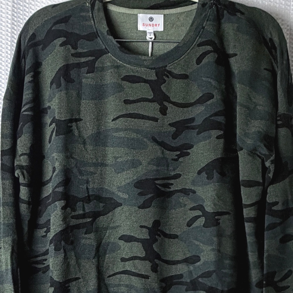 Sundry Sweatshirt Cotton Women Size 0 Small Green Camo Neon Stripe Crew Neck USA